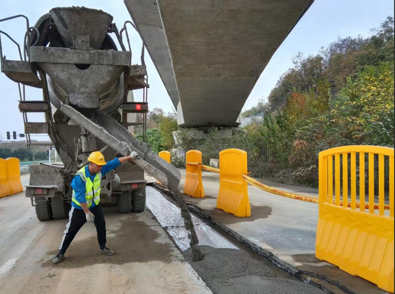 炎帝大道供水管網(wǎng)工程順利通水！
